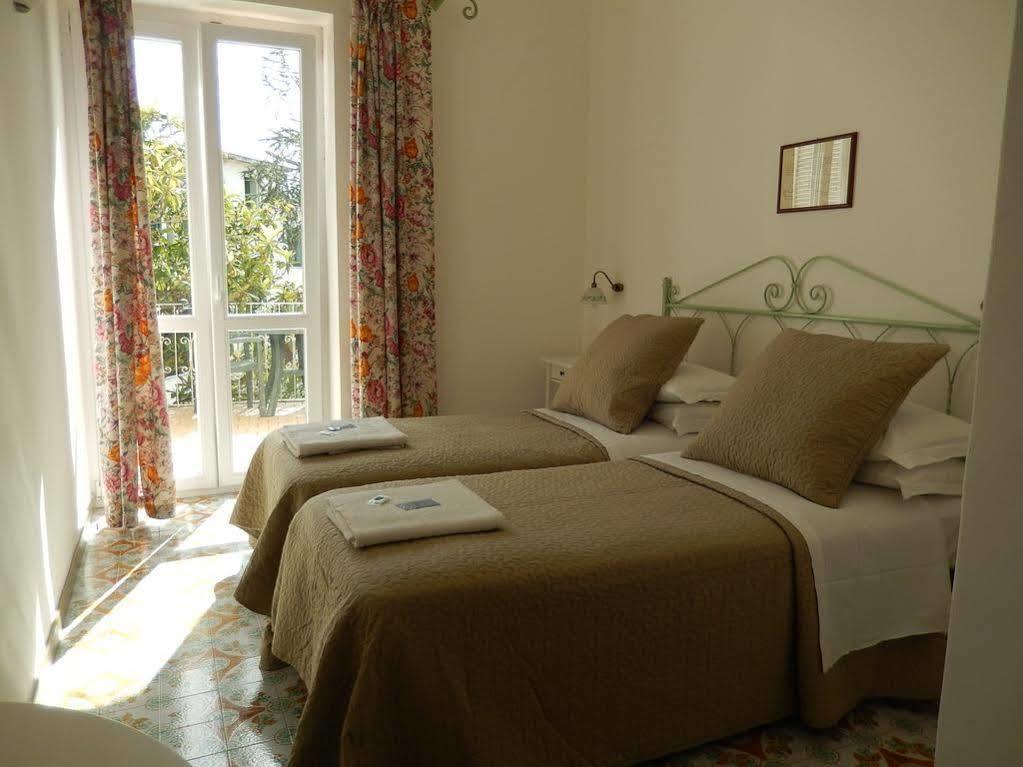 Hotel Europa イスキア島 エクステリア 写真