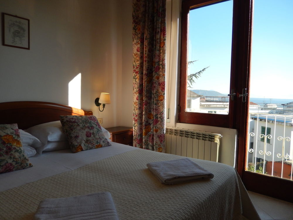 Hotel Europa イスキア島 エクステリア 写真