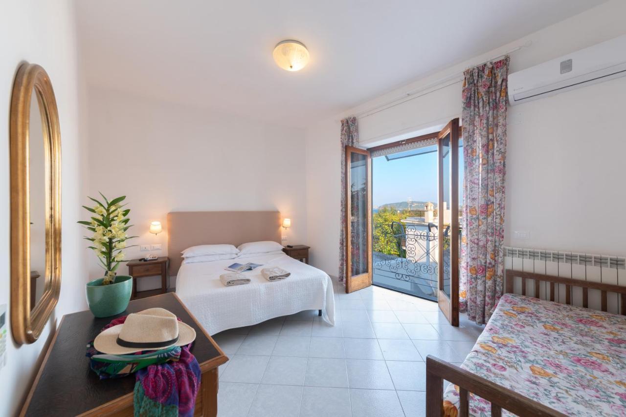 Hotel Europa イスキア島 エクステリア 写真