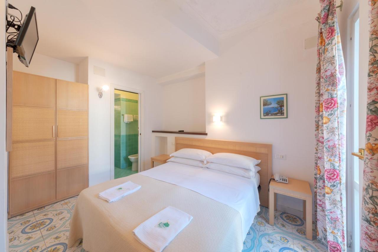 Hotel Europa イスキア島 エクステリア 写真